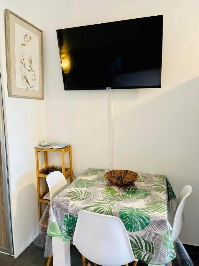 Tehautahi Cozy Lodge 2 Papeete  Buitenkant foto