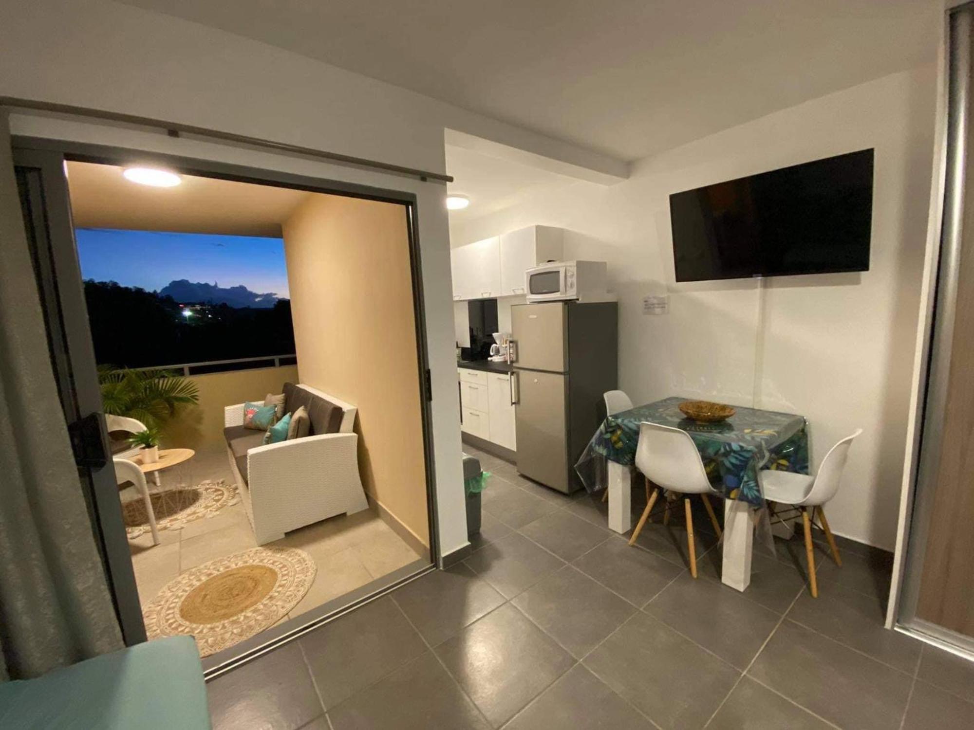 Tehautahi Cozy Lodge 2 Papeete  Buitenkant foto