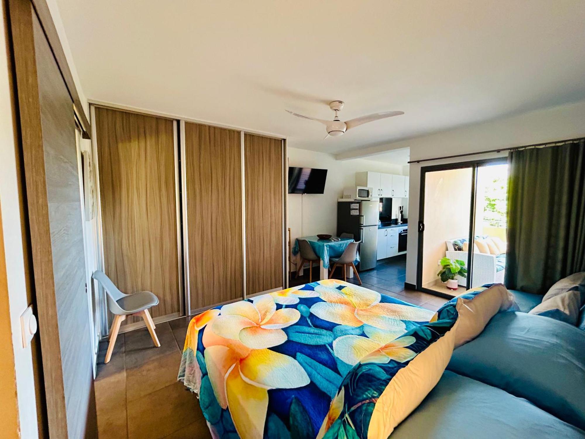Tehautahi Cozy Lodge 2 Papeete  Buitenkant foto